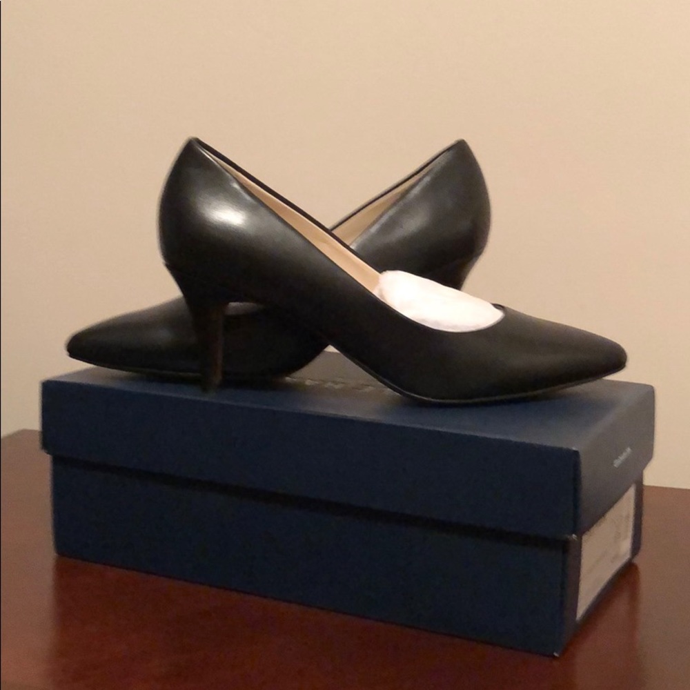 Women’s brand new Cole Haan pumps. Size 6.5.